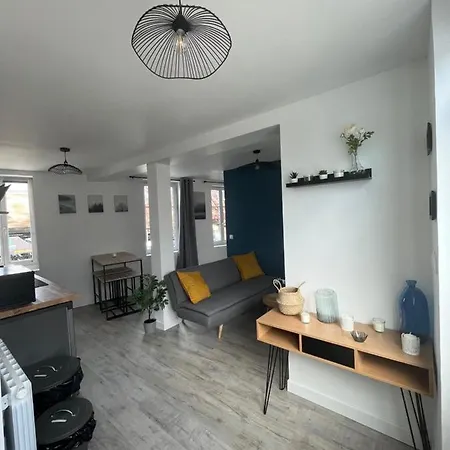 Studio Carnot - Proche Docks 76, Kindarena Et Centre De Rouen - Stationnement Gratuit - Netflix - Wifi *